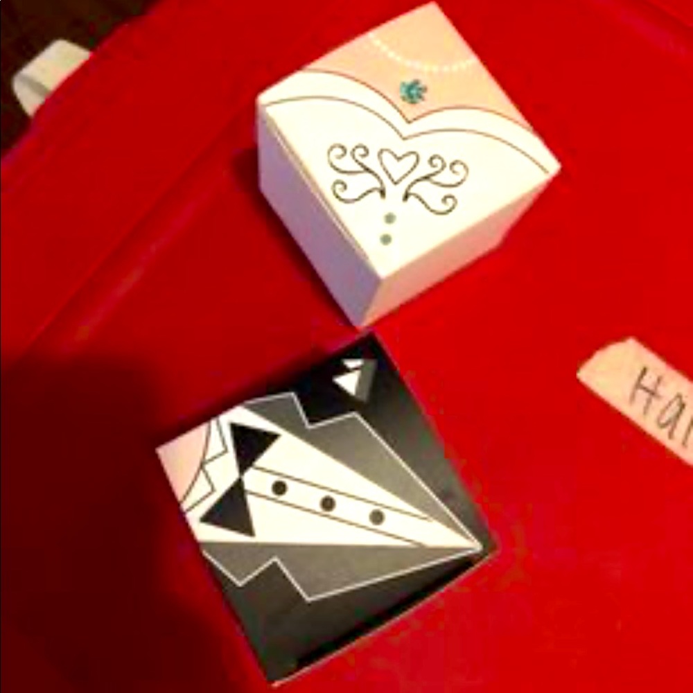 Wedding party favor boxes